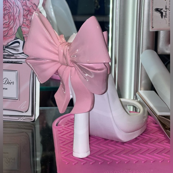 Shaynna’s Closet Shoes - Pink Bow High Heel Ceramic Decor | Girly Vanity & Closet Art I Glam Display